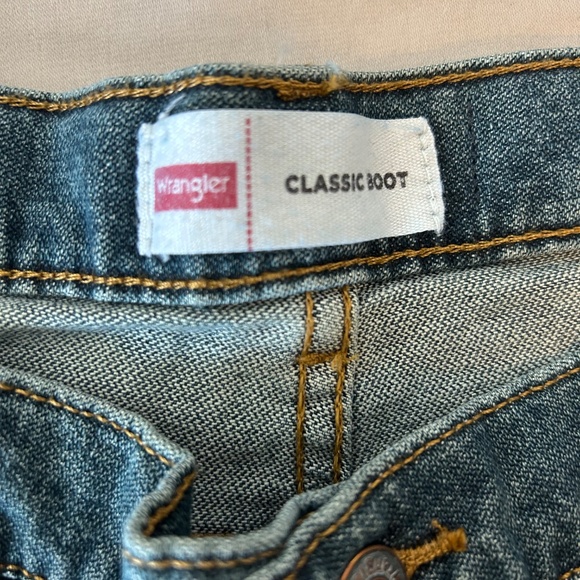 NWT Boys Wrangler Straight Bootcut Jeans Husky Adjustable Waist Denim | Size 16‎ - Picture 3 of 8